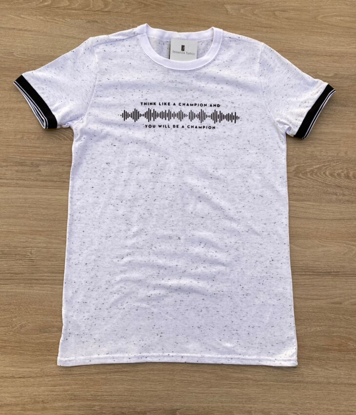 Camiseta Manga Curta Infantil Masculina Alongada Branca Mesclada Fernanda Ramos Kids