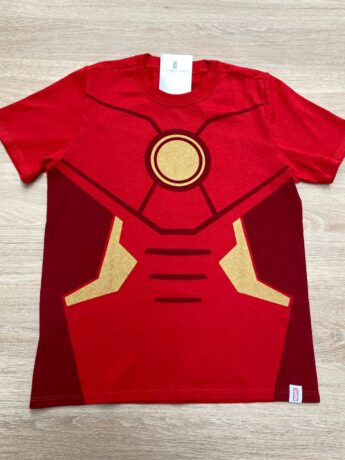 Camiseta Manga Curta Infantil Masculina com Estampa Vermelha Fernanda Ramos Kids
