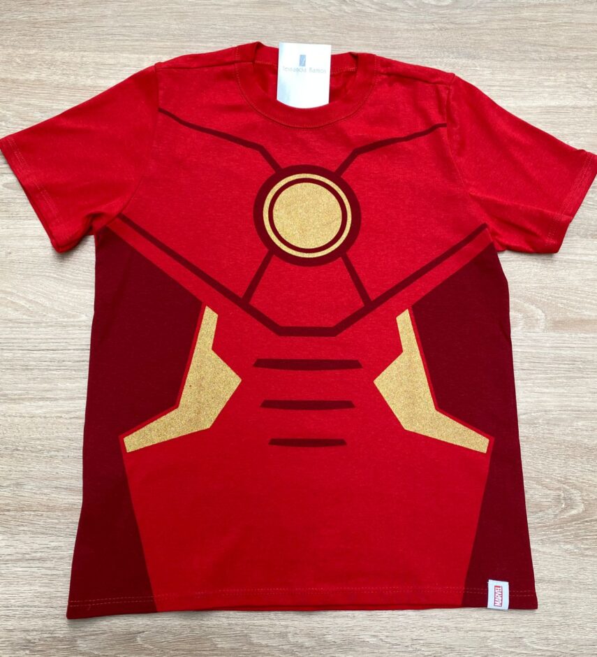 Camiseta Manga Curta Infantil Masculina com Estampa Vermelha Fernanda Ramos Kids