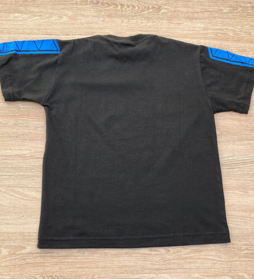 fernandaramoskids com br Camiseta Manga Curta Infantil Masculina Preta Estampa Branca e Azul 2