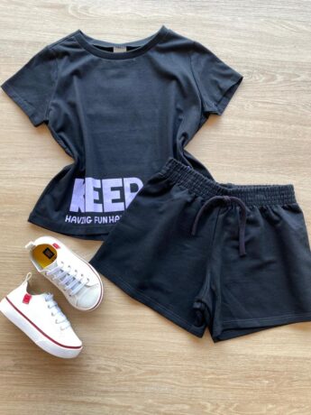 Conjunto Infantil Feminino Blusa Manga Curta Keep On e Short Preto Fernanda Ramos Kids