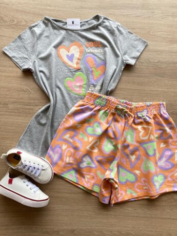 Conjunto Infantil Feminino Corações Blusa Cinza e Short Laranja Fernanda Ramos Kids