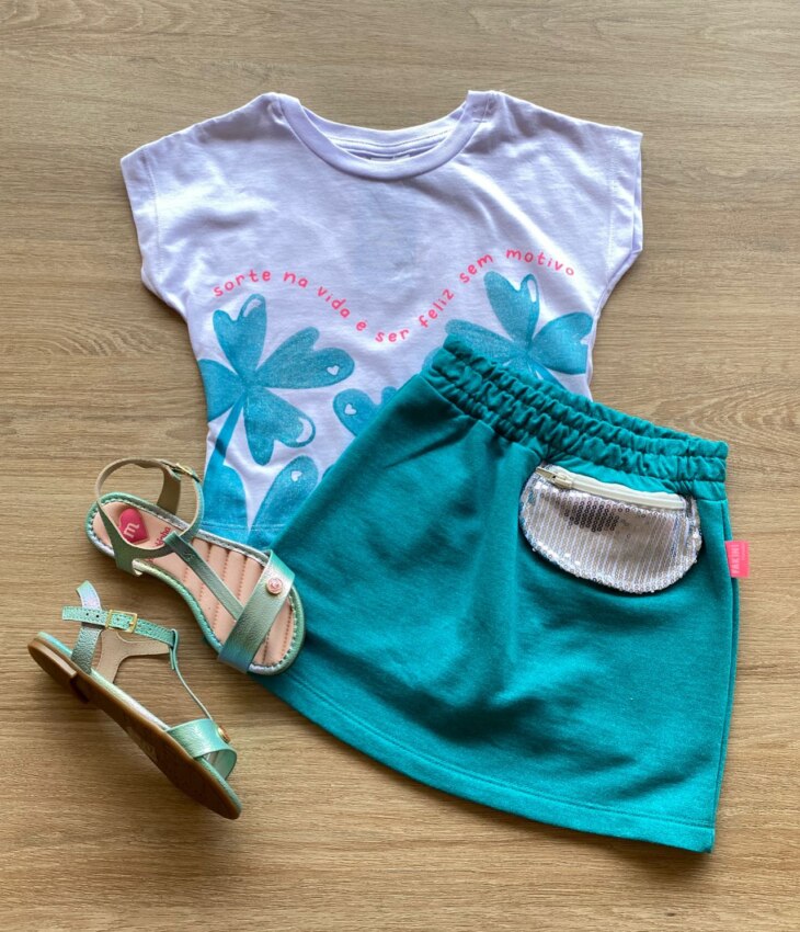 fernandaramoskids com br Conjunto Infantil Feminino Cropped Branco Short Saia Verde Esmeralda 1