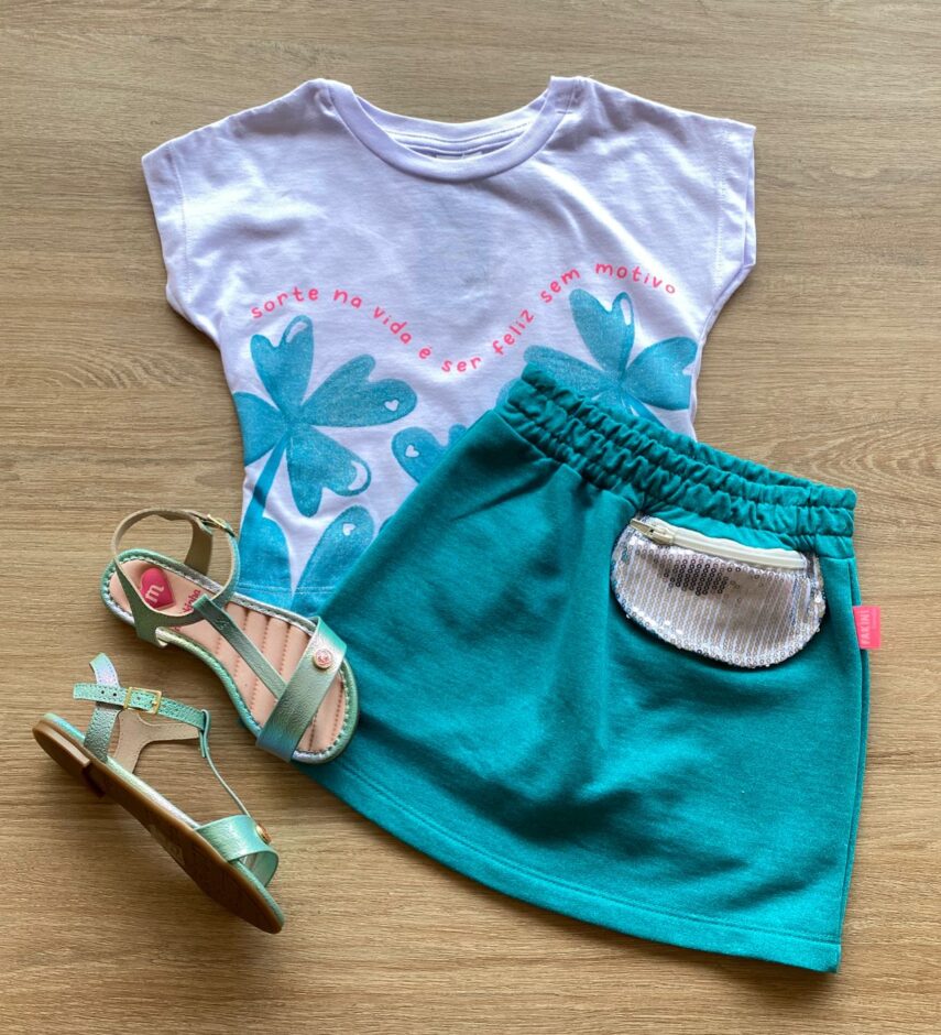 fernandaramoskids com br Conjunto Infantil Feminino Cropped Branco Short Saia Verde Esmeralda 1