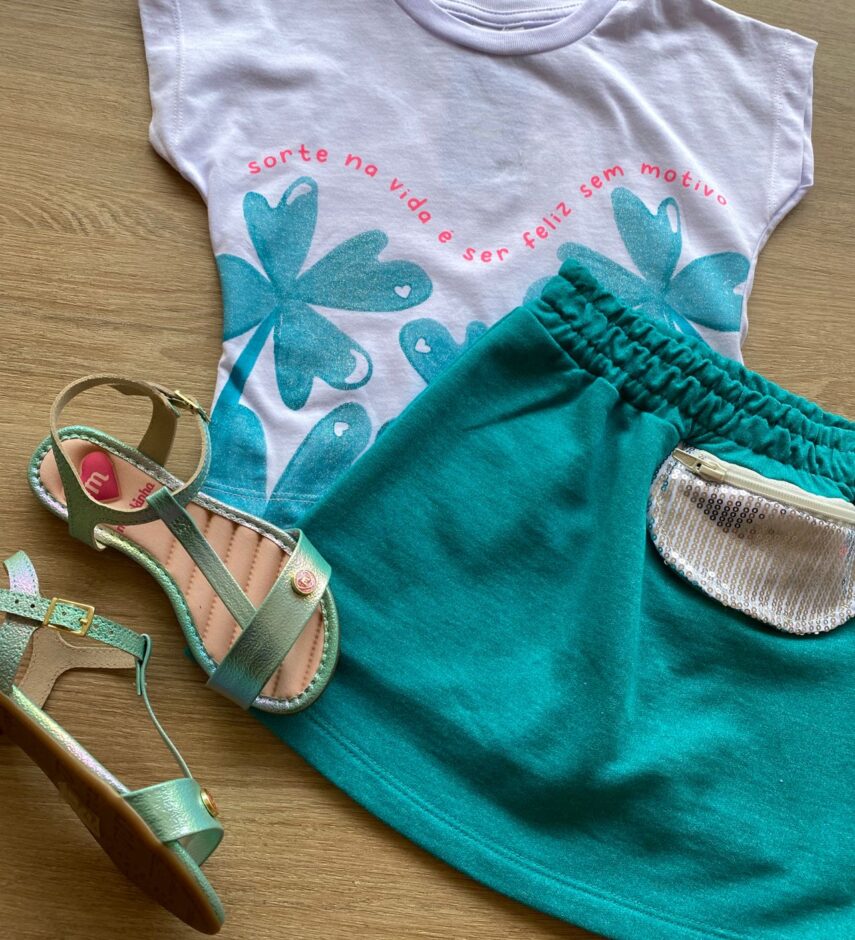 fernandaramoskids com br Conjunto Infantil Feminino Cropped Branco Short Saia Verde Esmeralda 3