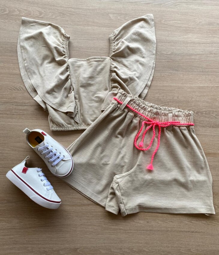 Conjunto Infantil Feminino Cropped e Short Bege Cordão Pink Flúor Fernanda Ramos Kids