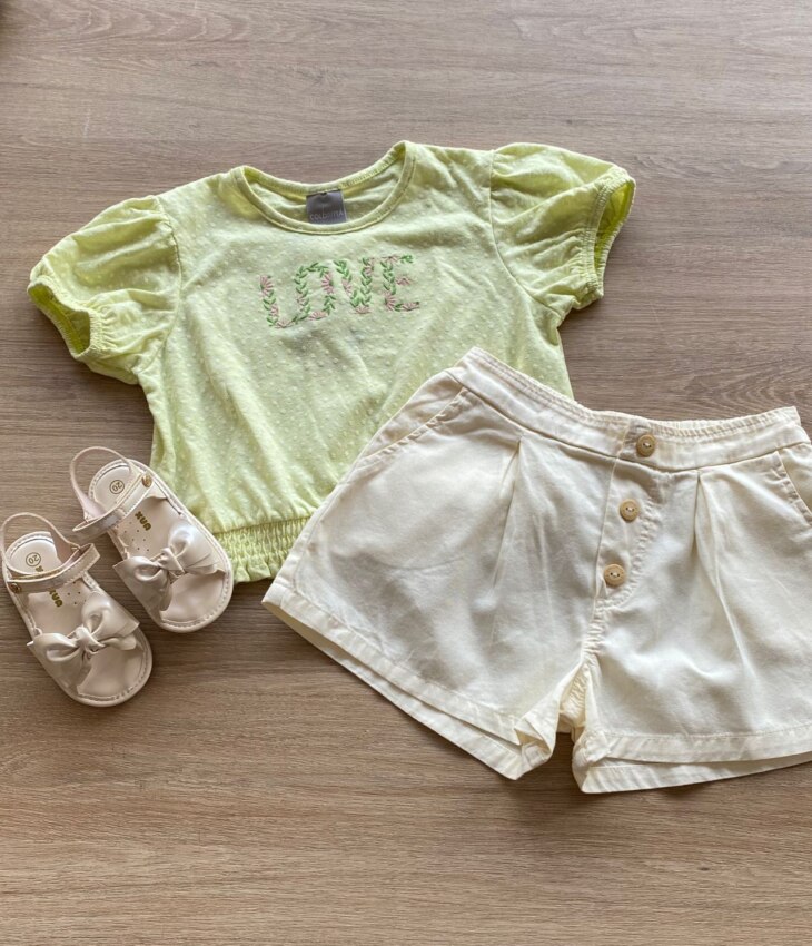 Conjunto Infantil Feminino Cropped Love Verde e Short Off White Fernanda Ramos Kids