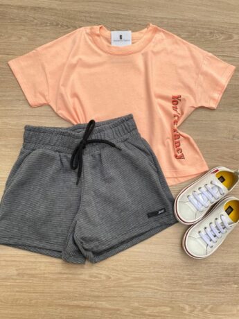 Conjunto Infantil Feminino Cropped You're Faney Salmão e Short Cinza Fernanda Ramos Kids