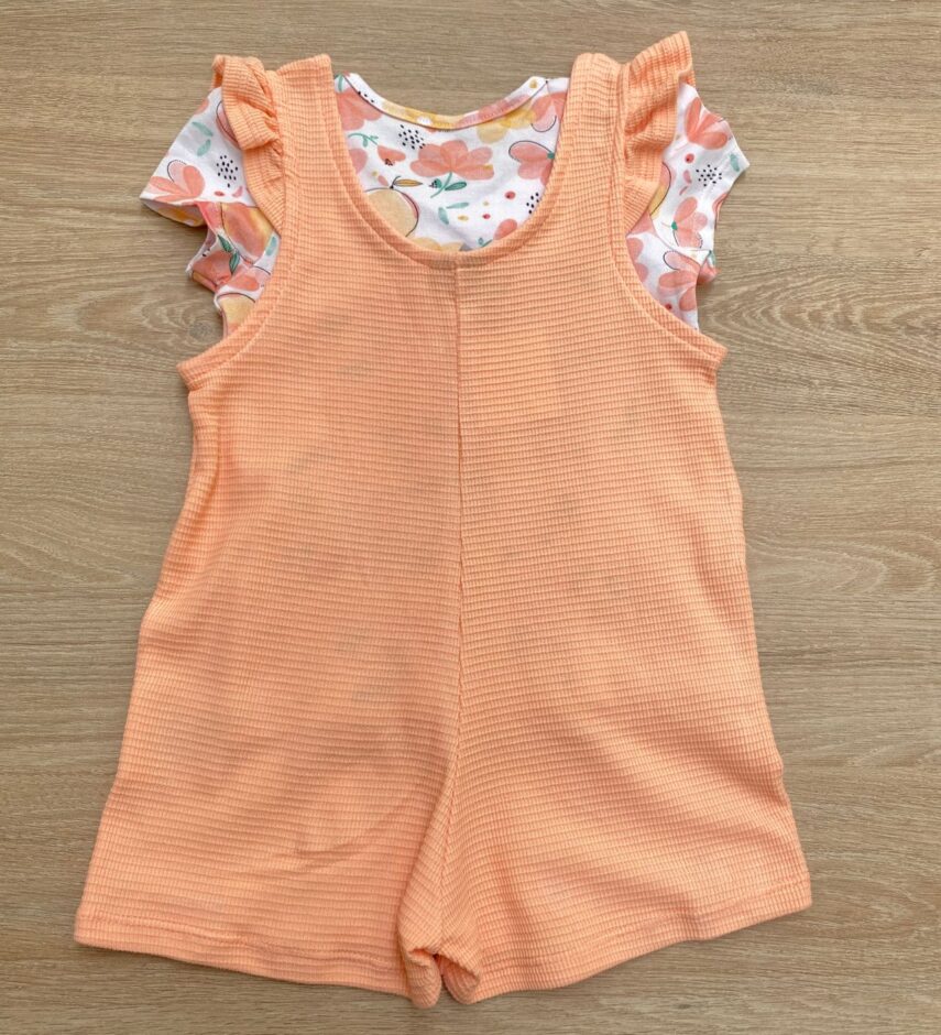 fernandaramoskids com br Conjunto Infantil Feminino Macaquinho Salmão e Blusa Manga Curta 2