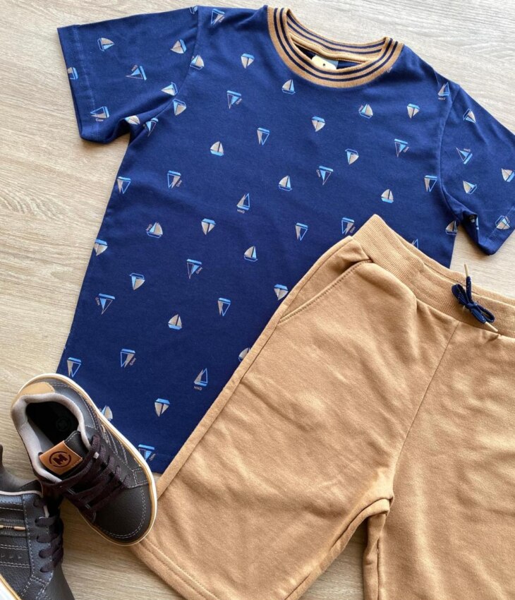 fernandaramoskids com br Conjunto Infantil Masculino Camiseta Estampada Azul e Bermuda Caramelo 1