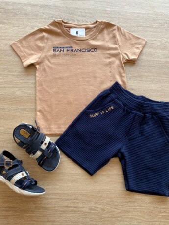Conjunto Infantil Masculino Camiseta Marrom Avelã e Bermuda Azul Fernanda Ramos Kids