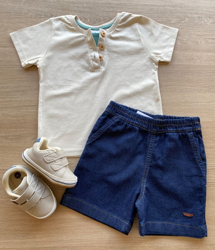Conjunto Infantil Masculino Camiseta Nude e Bermuda Jeans Fernanda Ramos Kids