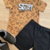 fernandaramoskids com br Conjunto Infantil Masculino Camiseta Start Marrom e Bermuda Preta 1