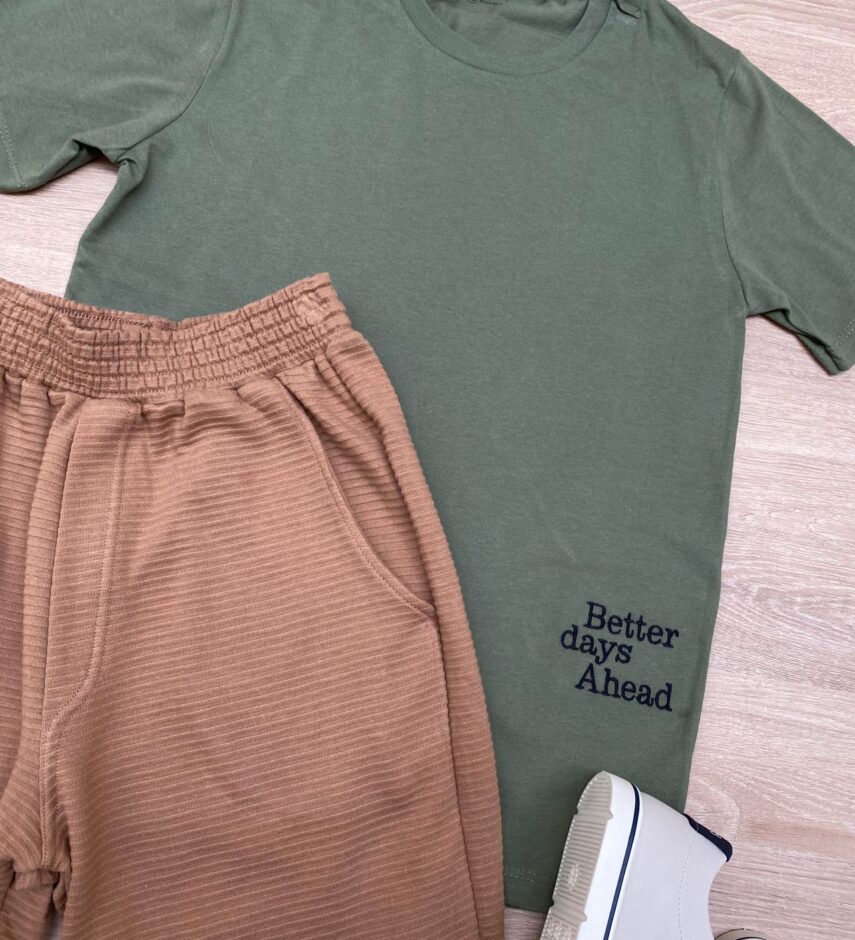 fernandaramoskids com br Conjunto Infantil Masculino Camiseta Verde e Bermuda Marrom 1