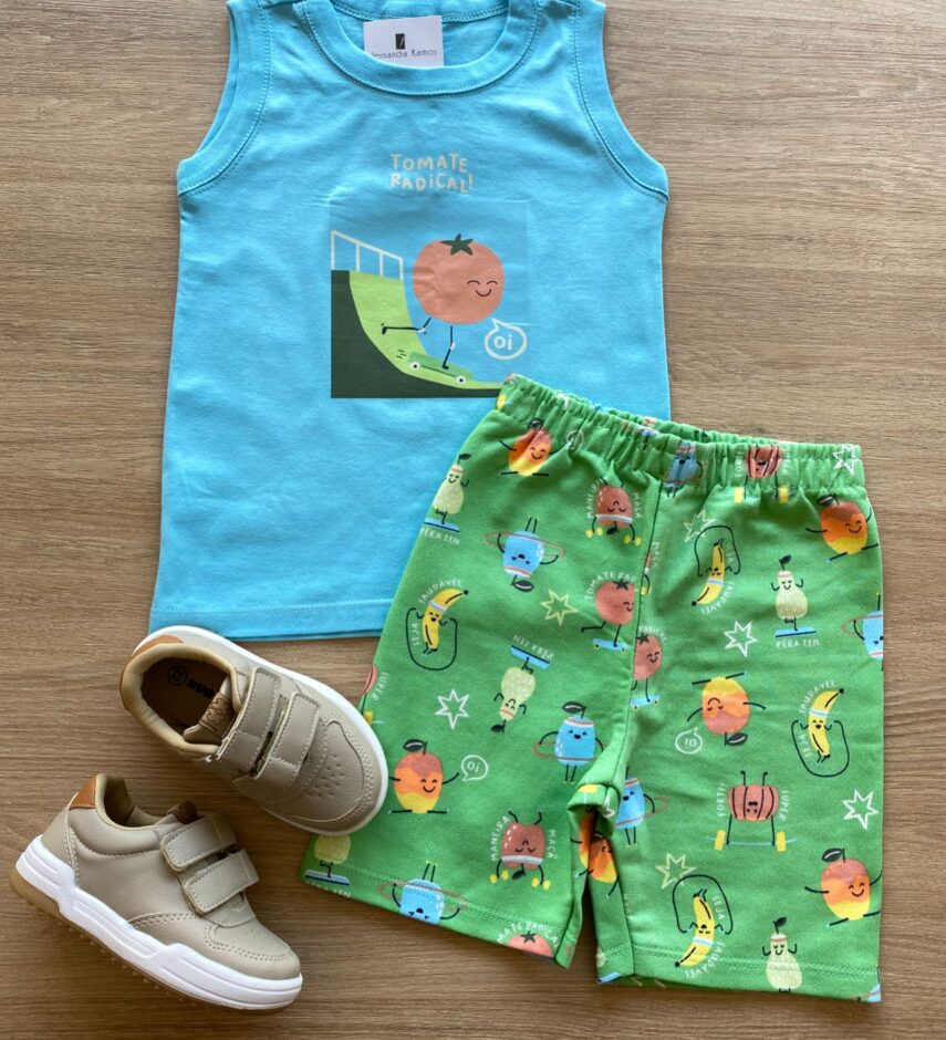 Conjunto Infantil Masculino Regata Tomate Radical e Bermuda Verde Fernanda Ramos Kids