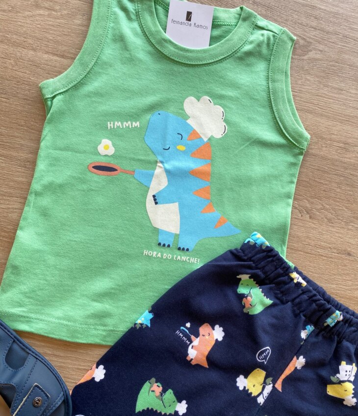 fernandaramoskids com br Conjunto Infantil Masculino Regata Verde Estampada e Bermuda Azul 1