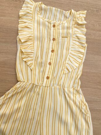 fernandaramosstore com br Macacão Infantil Feminino com Botões Listrado Amarelo 1