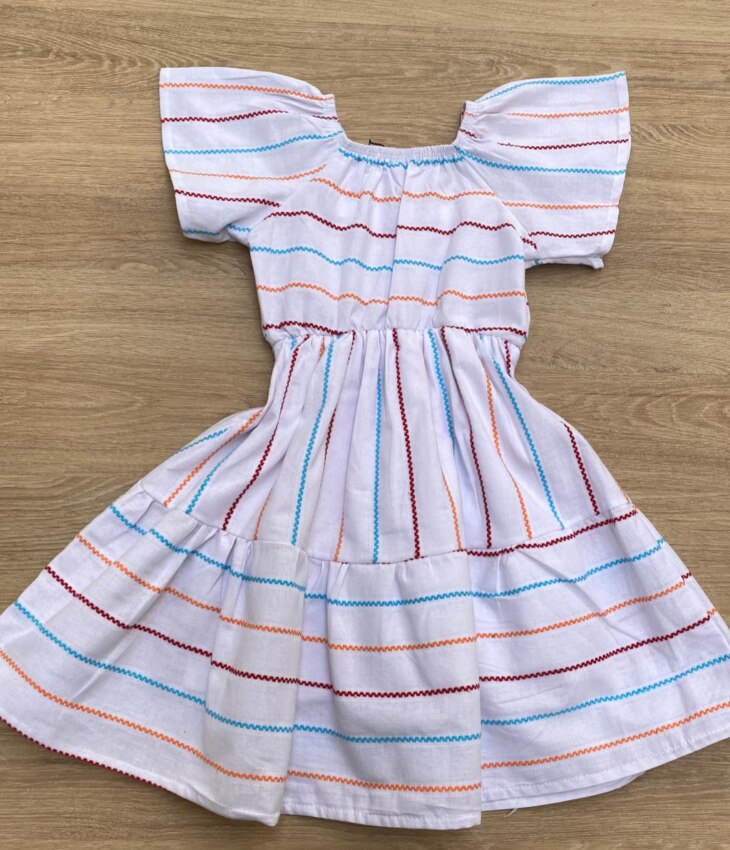 fernandaramoskids com br Vestido Infantil Feminino Bordado Colorido Branco 2