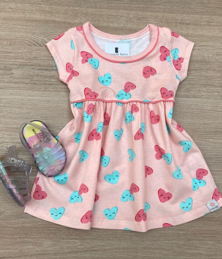 Vestido Infantil Feminino de Malha Estampado Corações Salmão Fernanda Ramos Kids