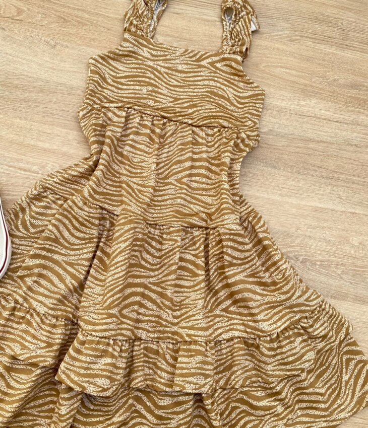 fernandaramoskids com br Vestido Infantil Feminino Soltinho Alça com Babado Animal Print Bege 1