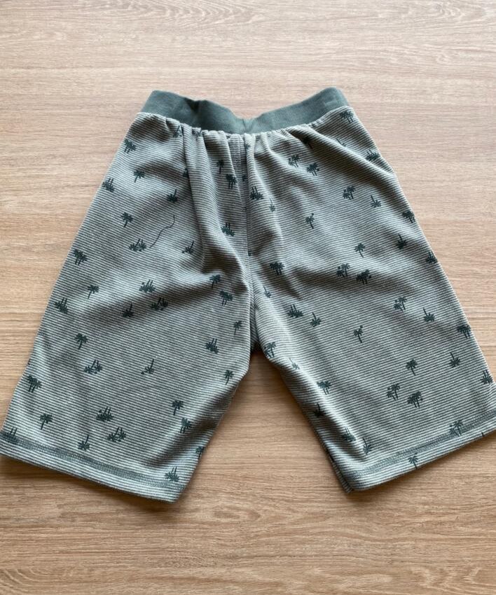 fernandaramosstore com br Bermuda Masculina Infantil Verde Estampada com Coqueiros3