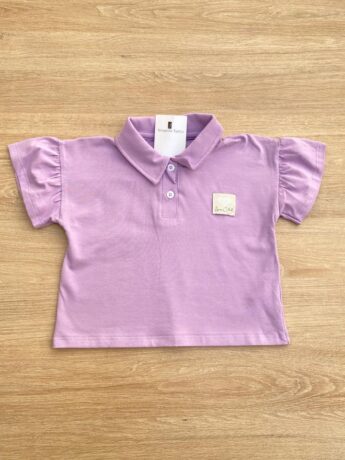 Blusa Manga Curta Infantil Feminina Lilás Gola Polo Manga com Babado Fernanda Ramos Kids