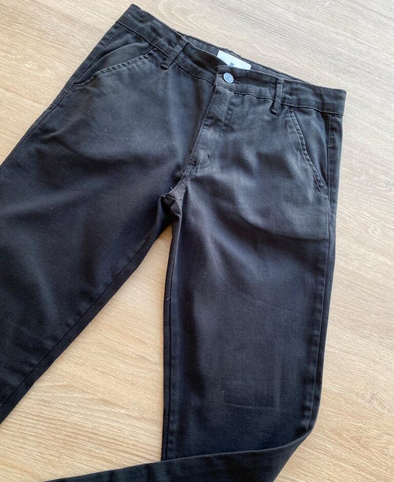 fernandaramoskids com br Calça Masculina Infantil Chino Sarja Preta com Bolsos1