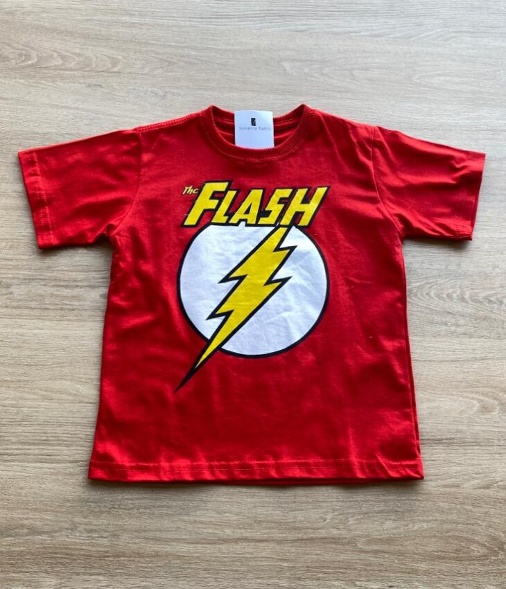Camiseta Infantil Masculina Vermelha com Estampa em Amarelo Fernanda Ramos Kids