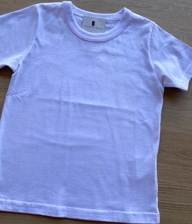 fernandaramoskids com br Camiseta Masculina Infantil Básica Branca1