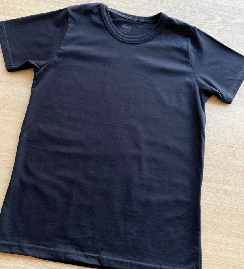 fernandaramoskids com br Camiseta Masculina Infantil Básica Manga Curta Preta2
