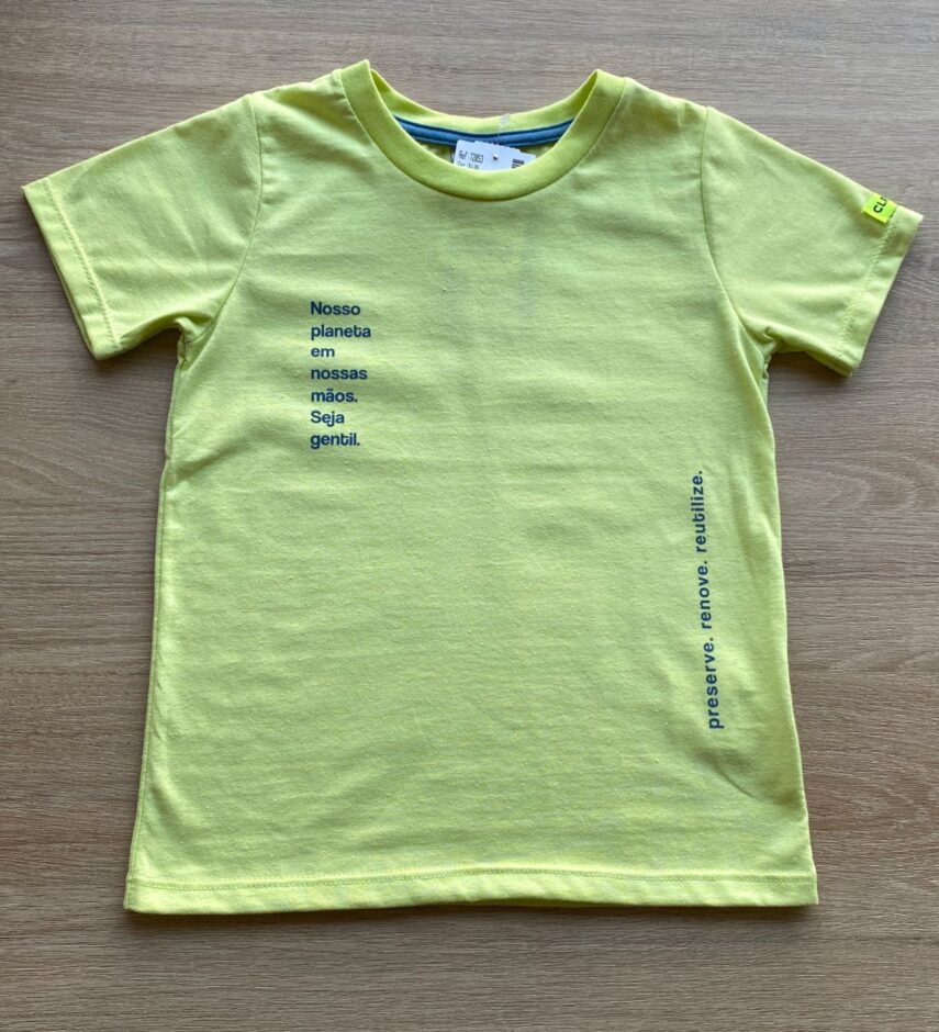 Camiseta Masculina Infantil Manga Curta Verde Lima Fernanda Ramos Kids