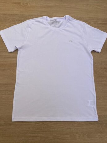 Camiseta Masculina Infantil Ogochi Essencial Branca Fernanda Ramos Kids