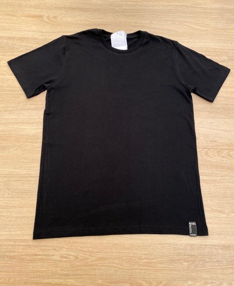 Camiseta Preta Masculina Infantil Básica Manga Curta Fernanda Ramos Kids