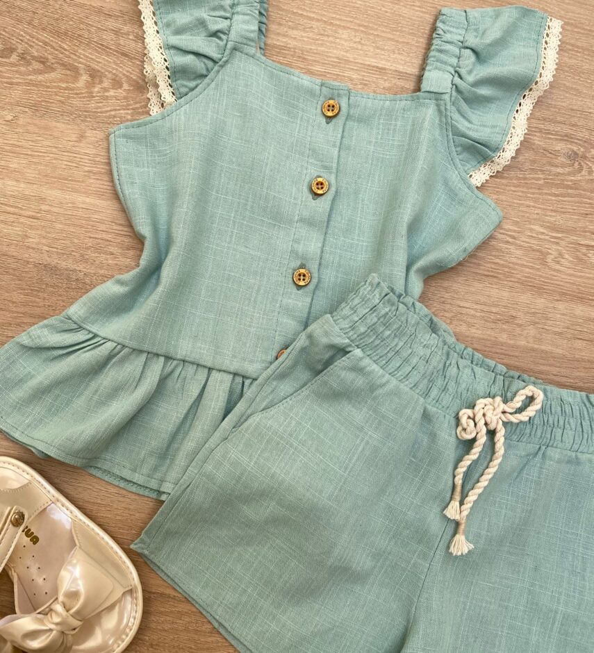 fernandaramoskids com br Conjunto Feminino Infantil Cropped com Botões e Short Verde2