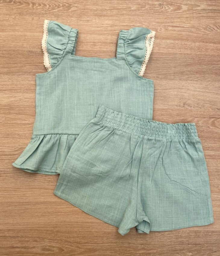 fernandaramoskids com br Conjunto Feminino Infantil Cropped com Botões e Short Verde4