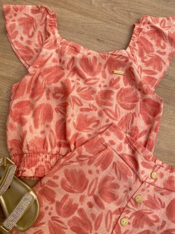 fernandaramoskids com br Conjunto Feminino Infantil Cropped e Short Estampado Salmão1