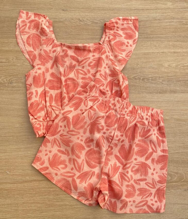 fernandaramoskids com br Conjunto Feminino Infantil Cropped e Short Estampado Salmão3