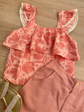 fernandaramoskids com br Conjunto Feminino Infantil Cropped Estampado e Short Salmão com Bolsos1