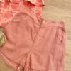 fernandaramoskids com br Conjunto Feminino Infantil Cropped Estampado e Short Salmão com Bolsos2
