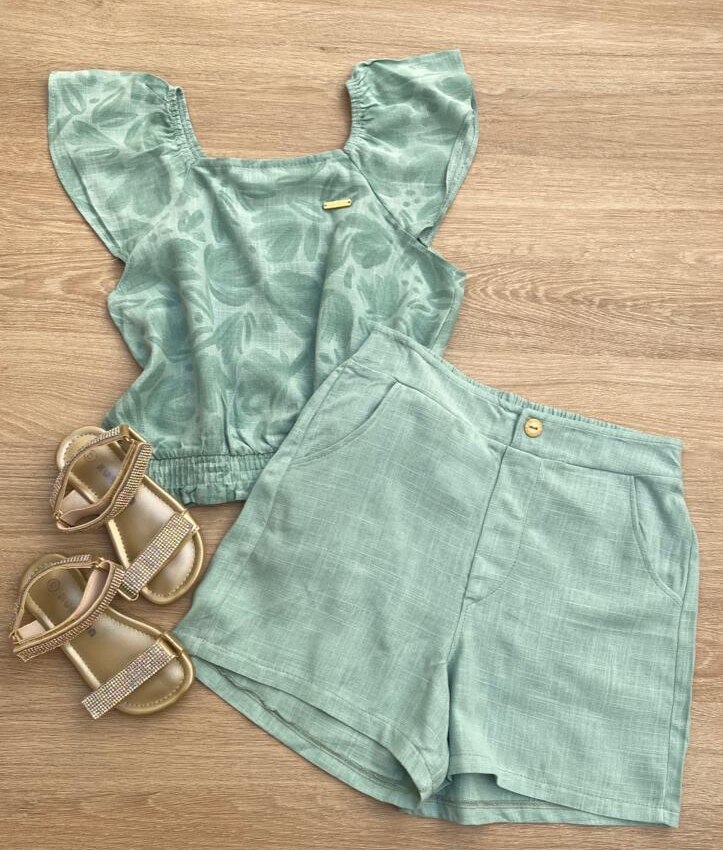 Conjunto Feminino Infantil Cropped Estampado e Short Verde com Bolsos Fernanda Ramos Kids