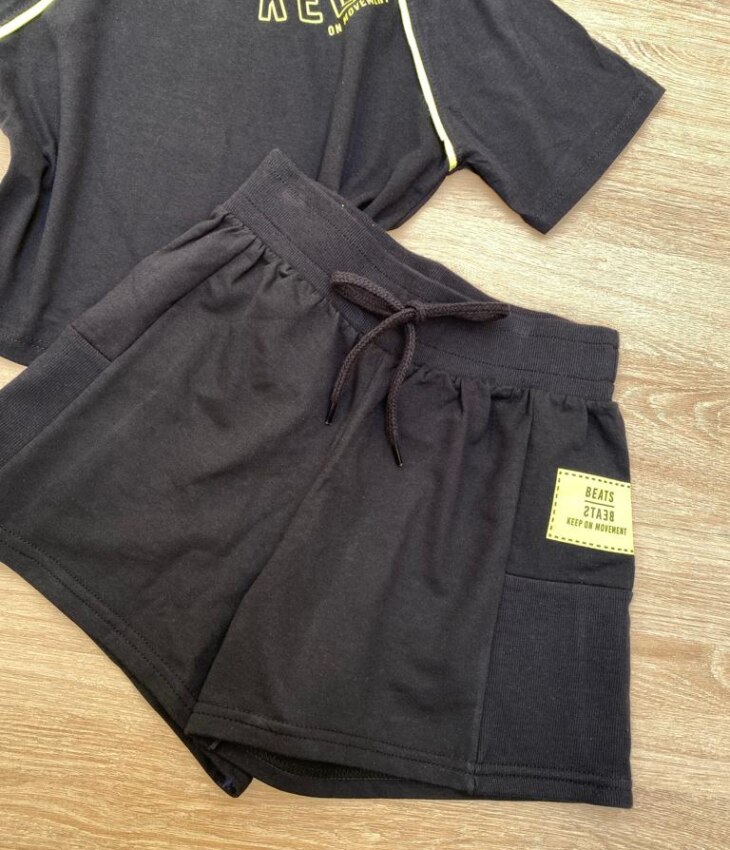 fernandaramosstore com br Conjunto Feminino Juvenil Cropped e Short Preto com Detalhe Verde Lima3