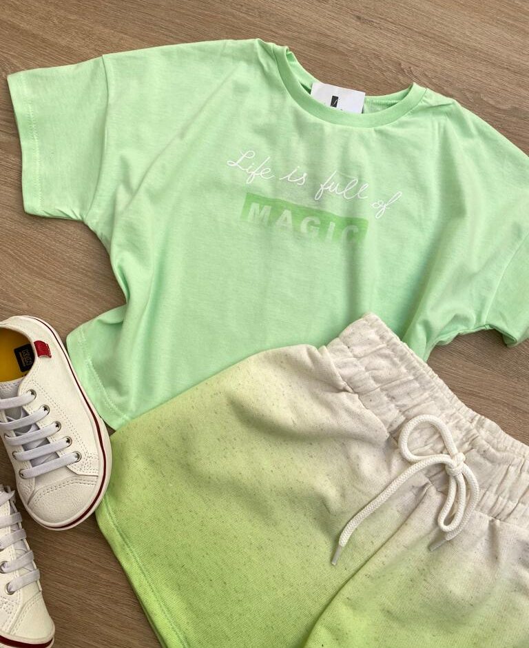 fernandaramoskids com br Conjunto Feminino Juvenil Magic Cropped e Short Verde1