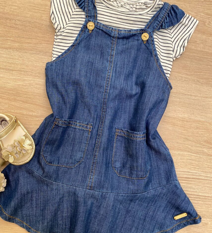 fernandaramoskids com br Conjunto Infantil Feminino Blusa Listrada e Salopete Jeans com Bolsos1