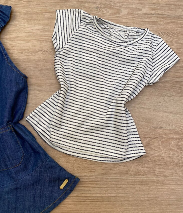 fernandaramoskids com br Conjunto Infantil Feminino Blusa Listrada e Salopete Jeans com Bolsos2