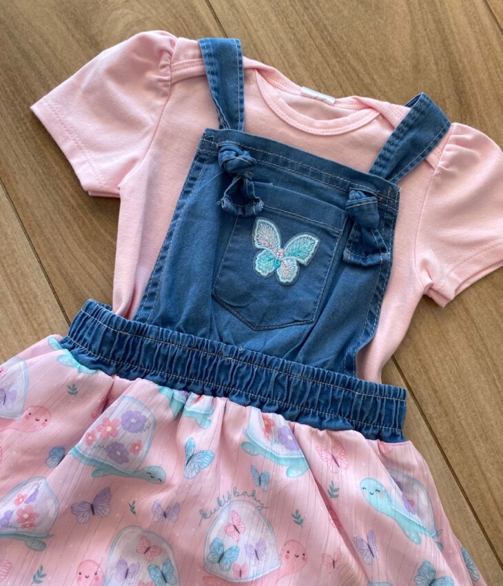 fernandaramoskids com br Conjunto Infantil Feminino Body Rosa e Salopete Estampada3