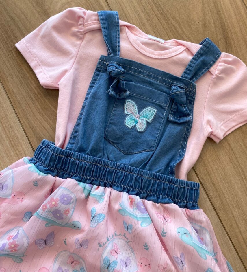fernandaramoskids com br Conjunto Infantil Feminino Body Rosa e Salopete Estampada3