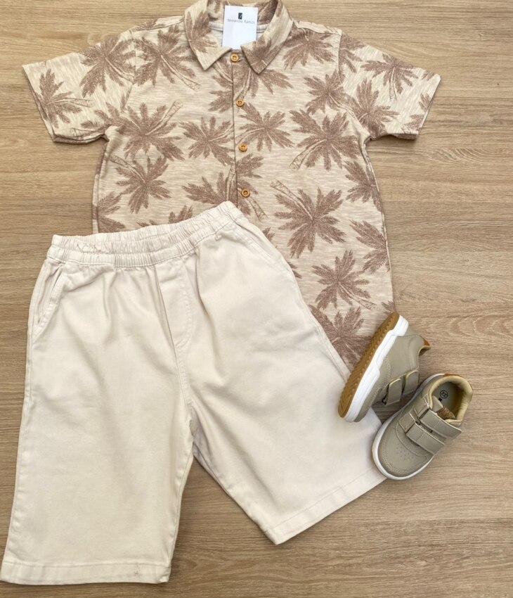 Conjunto Infantil Masculino Camisa Estampada e Bermuda Cru com Bolsos Fernanda Ramos Kids