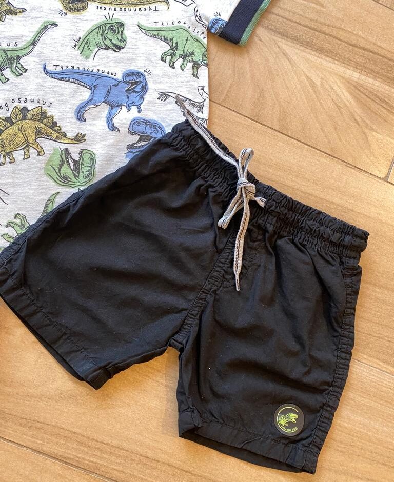 Conjunto Infantil Masculino Camiseta Estampada e Bermuda Preta2