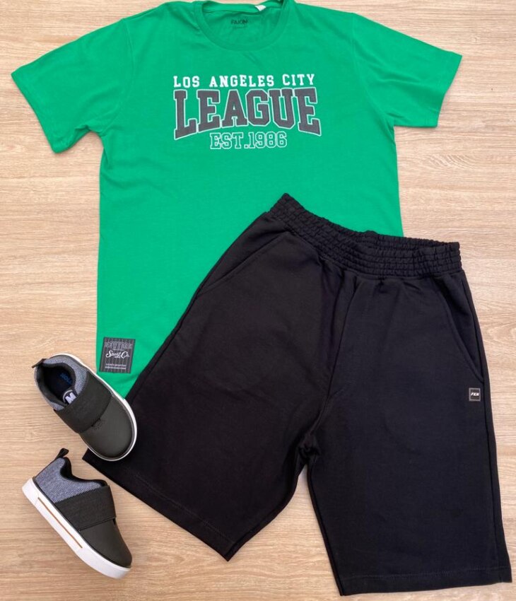 Conjunto Infantil Masculino Camiseta Verde e Bermuda Preta Fernanda Ramos Kids