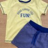 fernandaramoskids com br Conjunto Infantil Masculino Camiseta Verde Lima e Bermuda Listrada Azul1